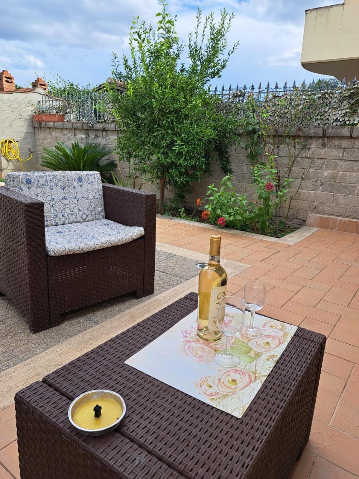 Apartment Roma Tor Vergata Con Giardino Экстерьер фото